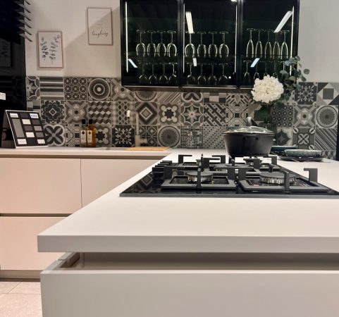 Liquidation à prix cassés de nos cuisines d’exposition!